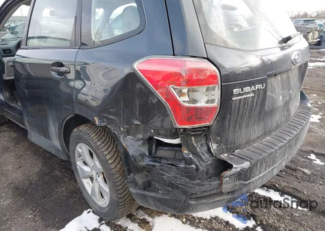 2015 Subaru Forester 2.5I z USA, uszkodzony, nr VIN JF2SJABC4FH817874